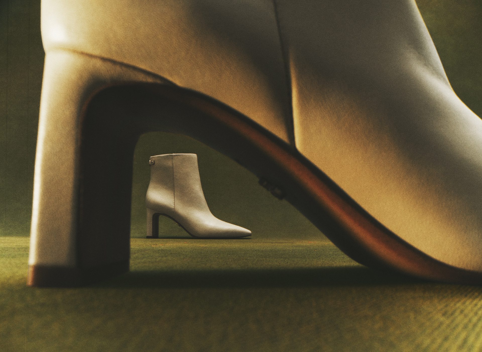 Sam Edelman 2024 Summer 2 — Fashion Still Life Photography by Di Chen Chen