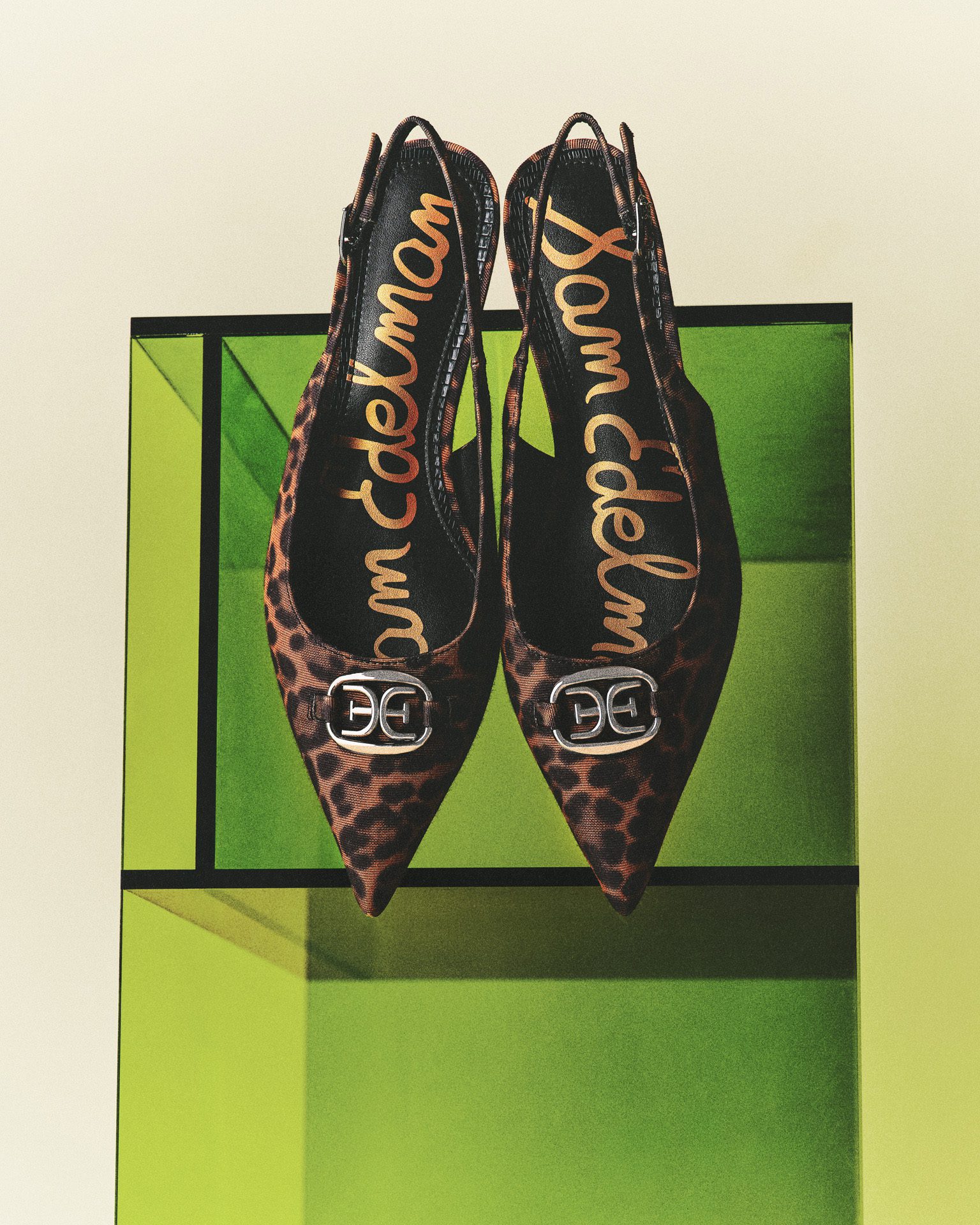 Sam Edelman Spring1 2025 — Fashion Still Life Photography by Di Chen Chen