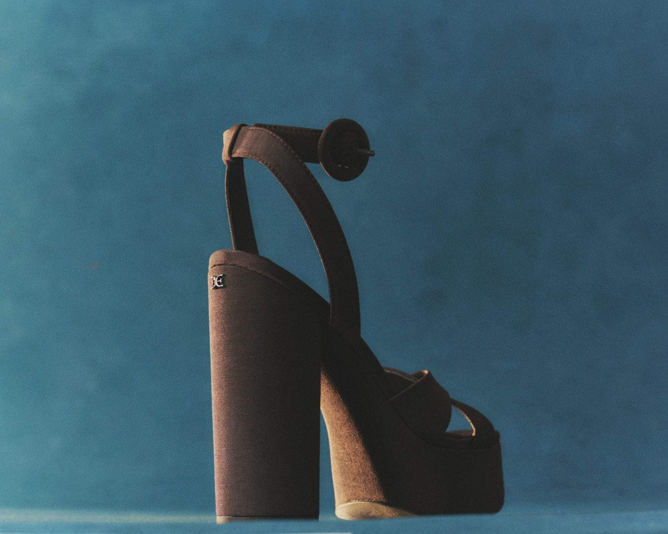 Sam Edelman Circus FW25-2 — Still Life Photography by Di Chen Chen