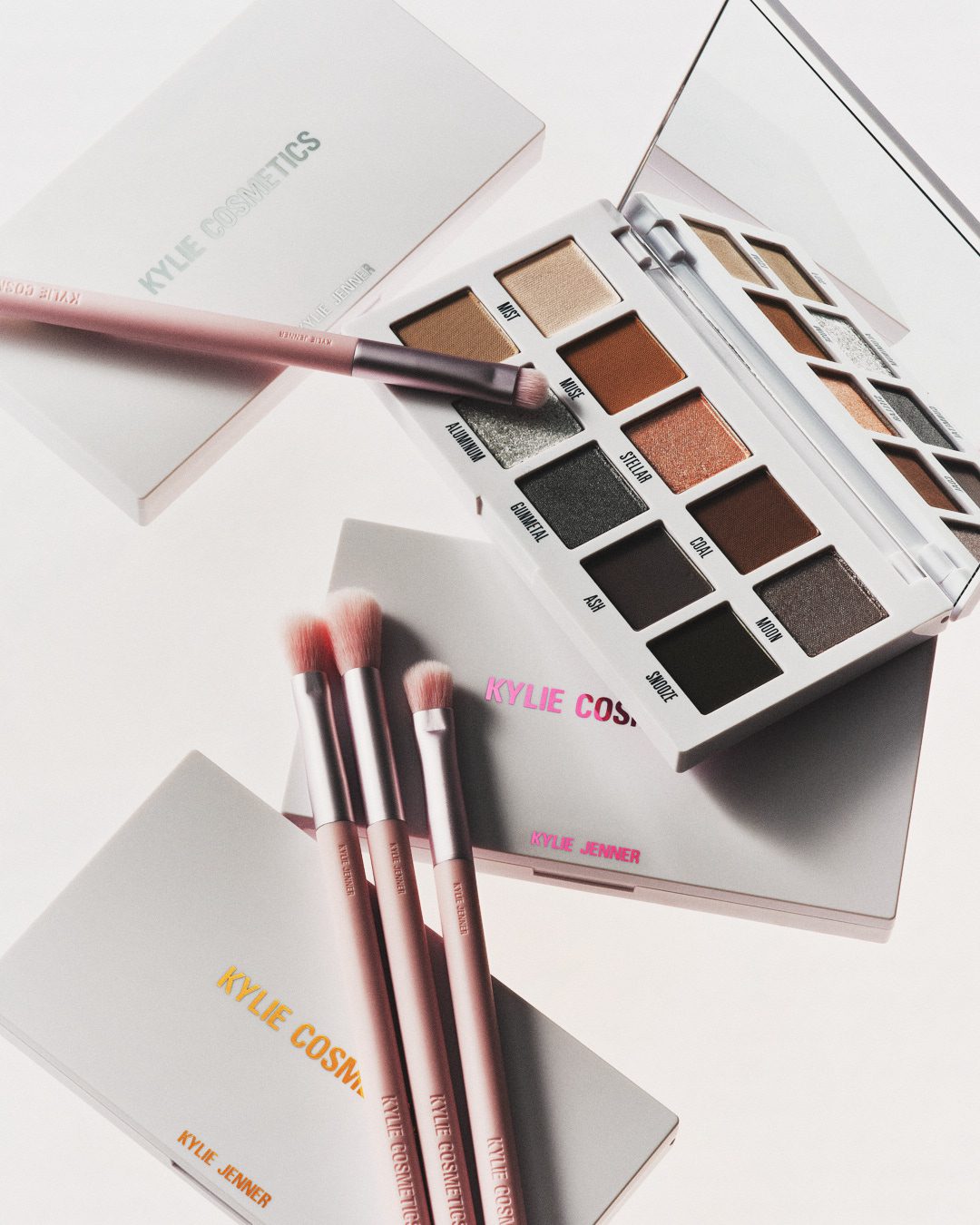 Kylie Cosmetics - Brushes — Still Life Photography by Di Chen Chen