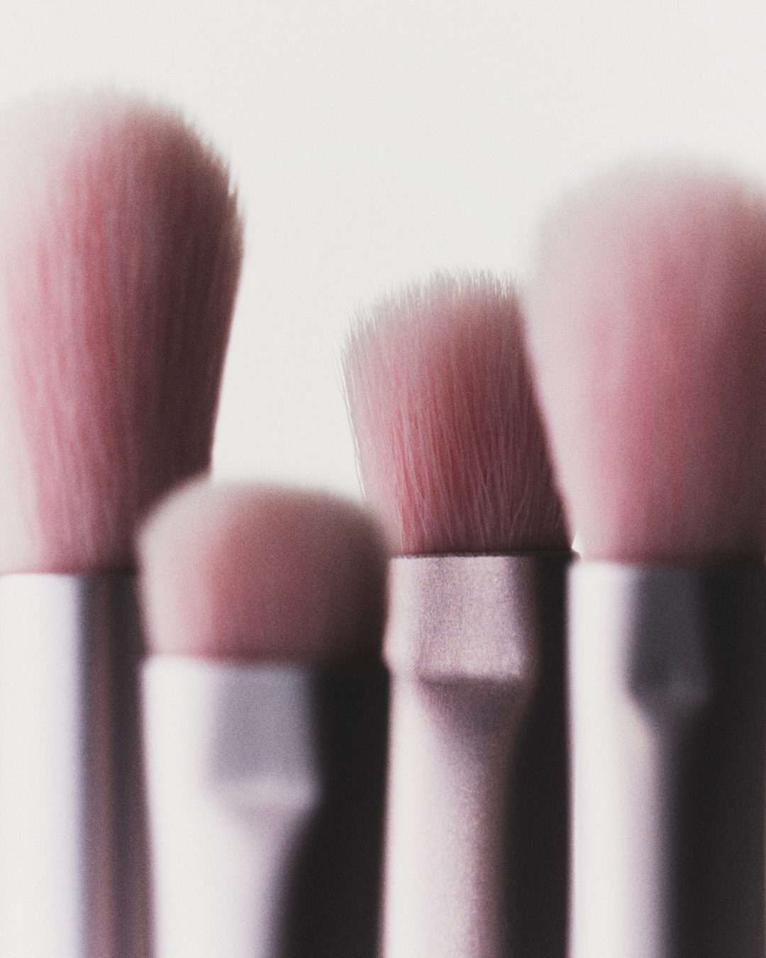 Kylie Cosmetics - Brushes — Still Life Photography by Di Chen Chen